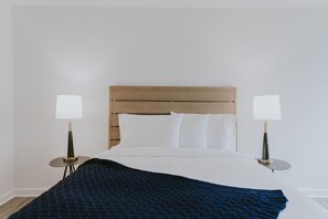 Premium bedding, individually decorated, individually furnished - WhyHotel Columbia Merriweather (Columbia)
