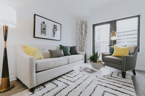 55-Zoll-Smart-TV mit Kabelempfang, Fernseher