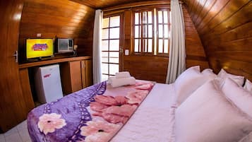 Chalé standard | 1 quarto, roupas de cama premium, frigobar, cofres nos quartos