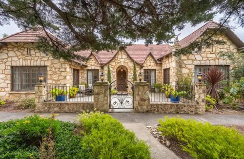 Large deck, open floor plan, walk to shopping.