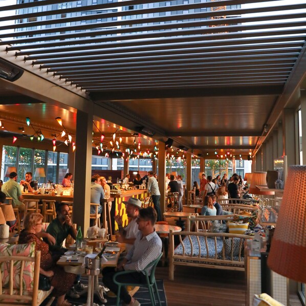 Rooftop terrace - Mama Shelter Luxembourg (Luxembourg City)