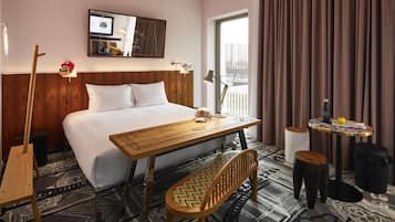 Double Room, 1 Queen Bed (Large Mama) | Premium bedding, minibar, in-room safe, desk