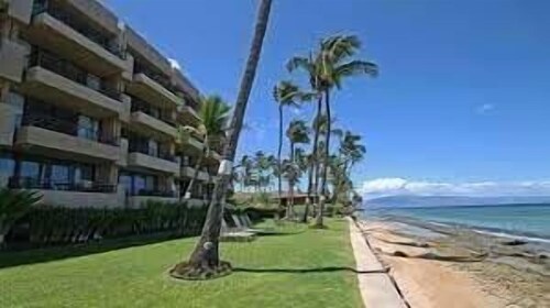 Stunning Sunsets and Direct Oceanviews at Paki Maui