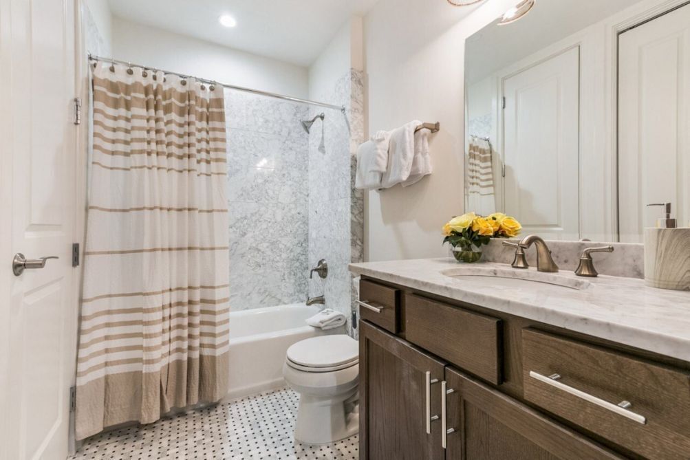 Hair dryer, towels