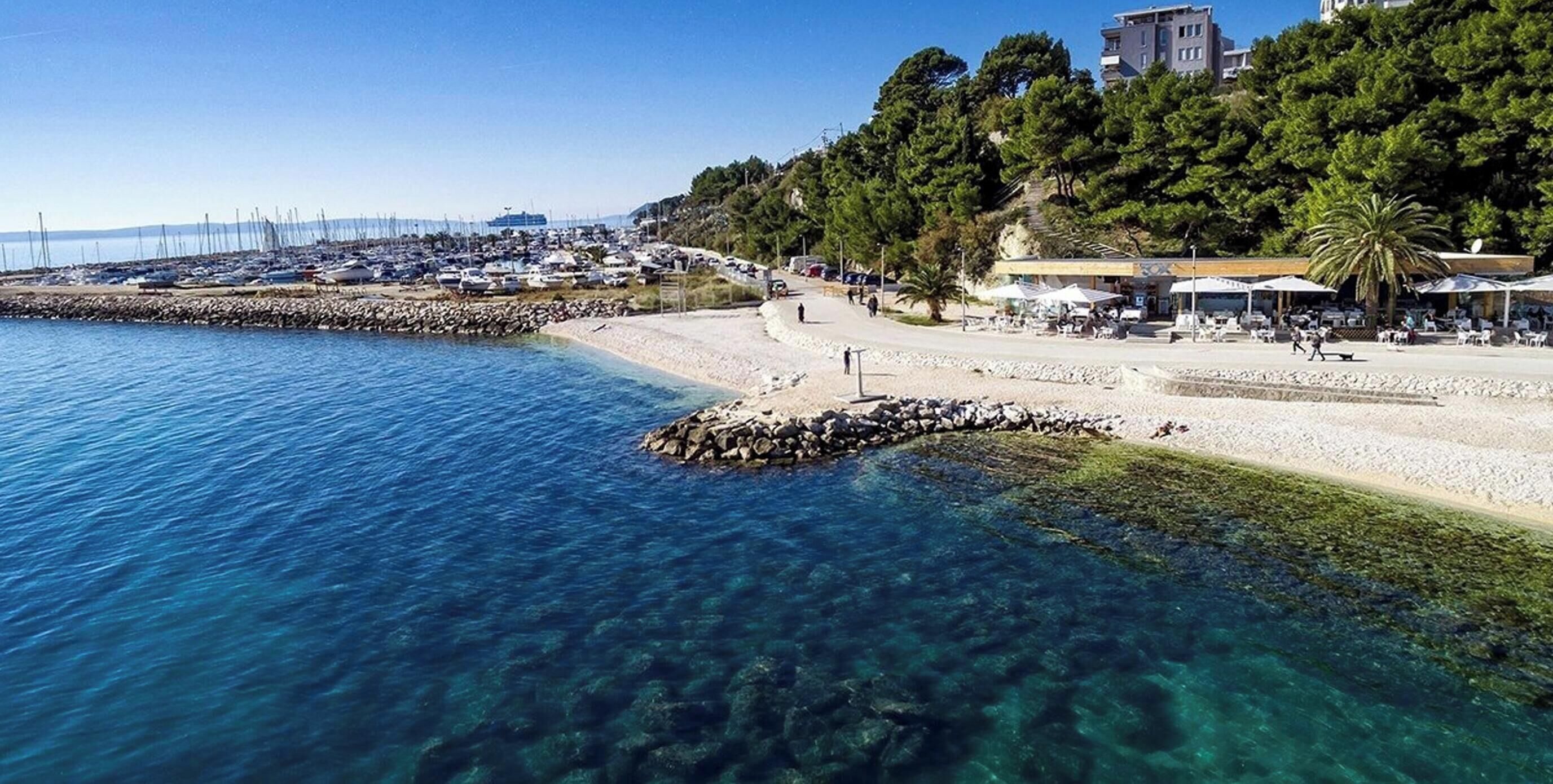 Nära stranden och strandhanddukar