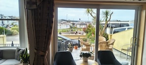 Bar (on property) - The Sands Hotel (Paignton)
