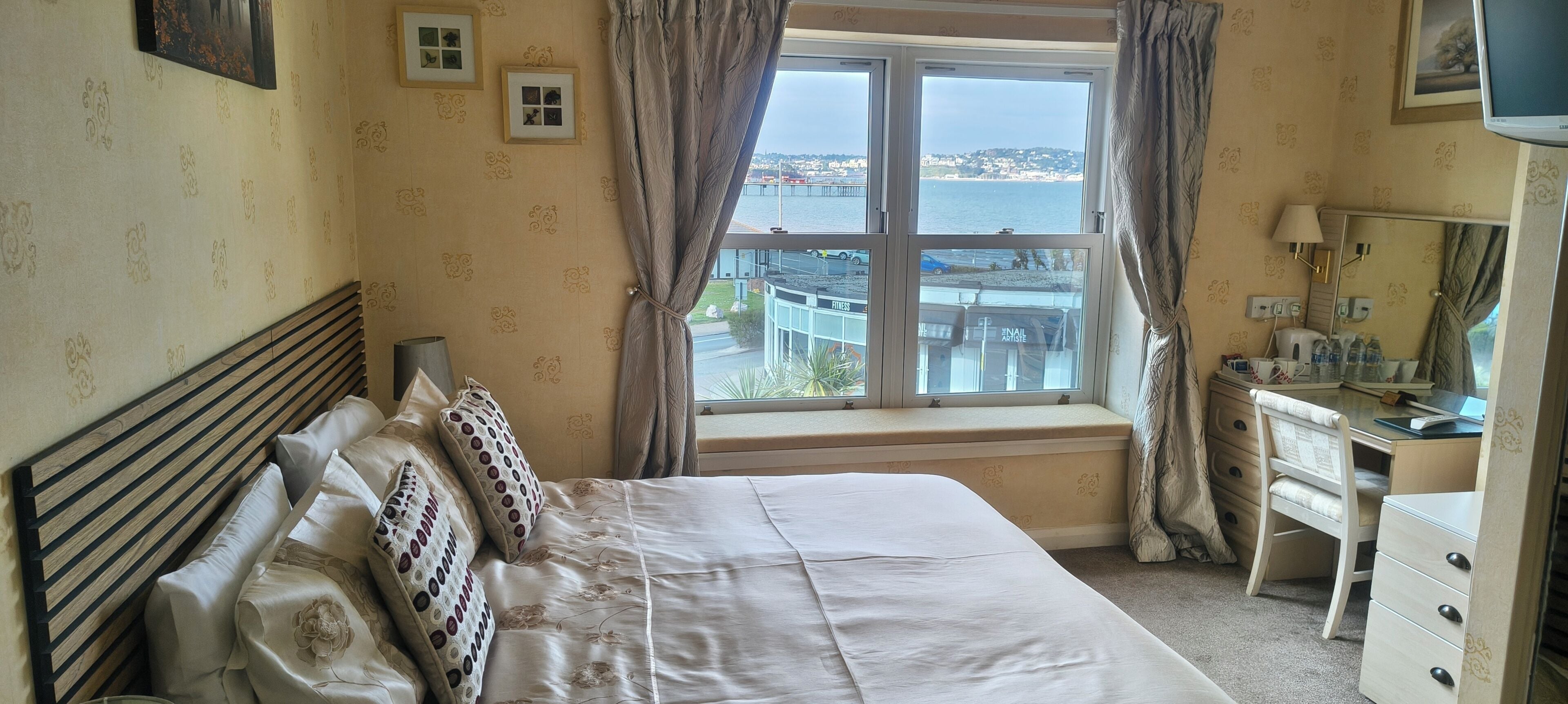 Deluxe Double or Twin Room, Sea View (Room 6)