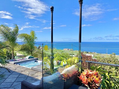 CASA LAVA Bright house with magnificent sea views.