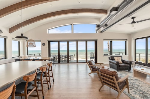 Sol de Mar Beach, Sleeps 29, Pool! Contemporary Oceanfront, both duplex units
