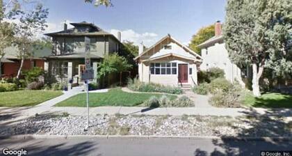 Washington Park Bungalow with hot tub!