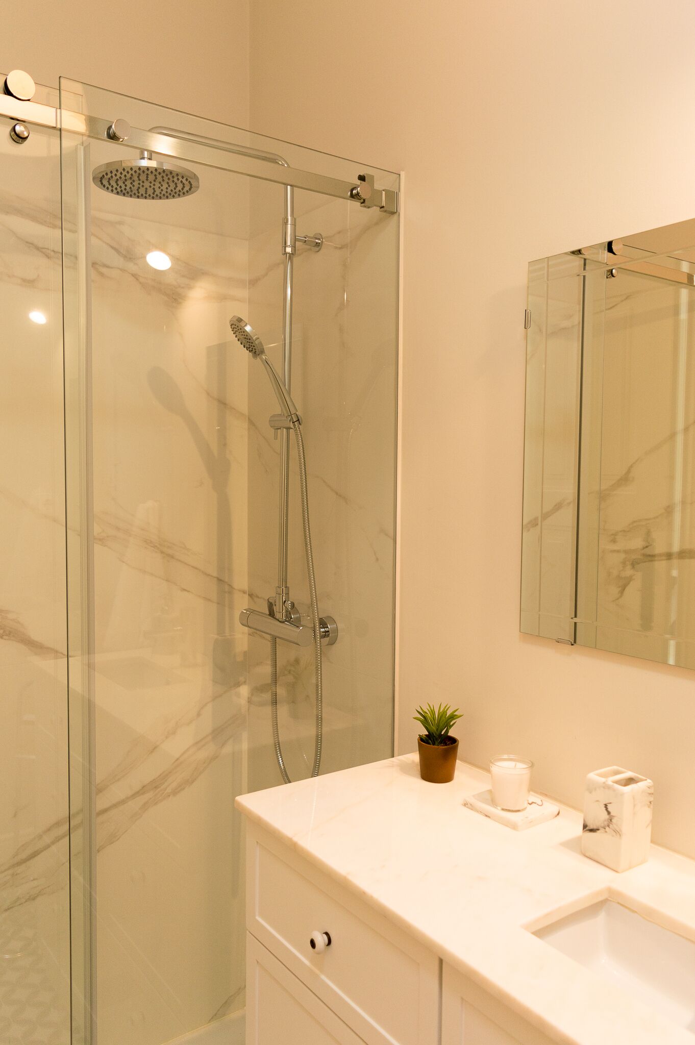 Photo - Queen's Garden Hostel