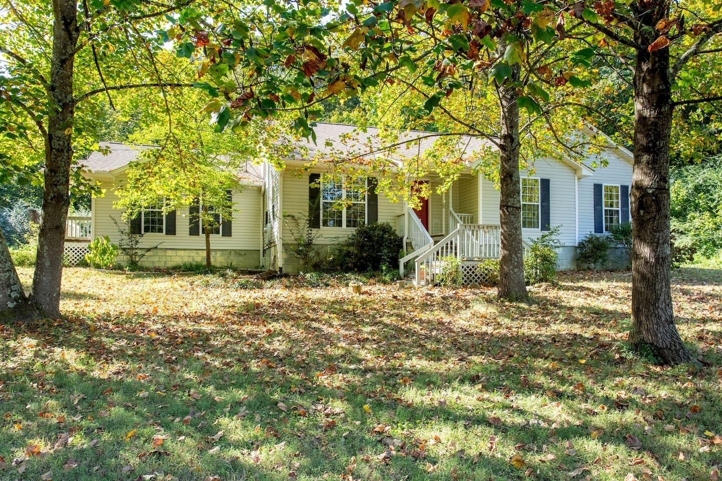 Relaxing Farmstay 15 mins to Downtown, Pool, Hiking Trails 