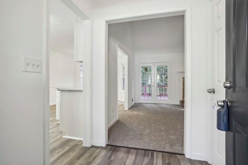 HOME WITH STUNNING VIEWING