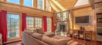 New listing - Beautiful Spacious Custom Log Cabin.