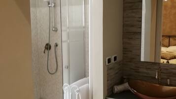 Basic-Zimmer | Badezimmer