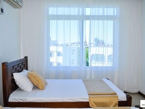 3 habitaciones y caja de seguridad en la habitación 