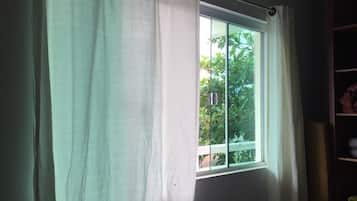 Comfort Apartment | 1 bedroom, blackout drapes, iron/ironing board, free WiFi