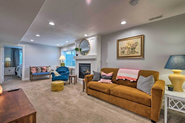 Smart TV, fireplace, toys