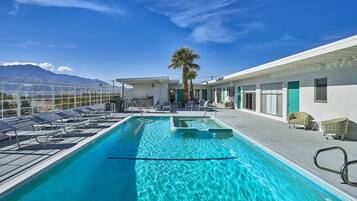 Outdoor pool, pool loungers