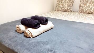 2 bedrooms, WiFi, bed sheets