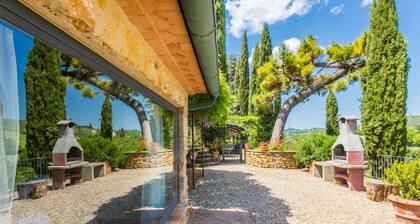 Belle maison de vacances avec climatisation, WIFI, piscine privée, TV, patio, vue panoramique