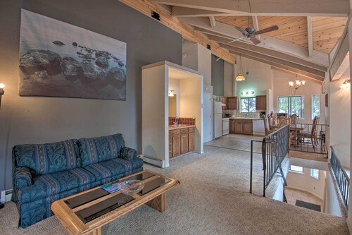 Stateline Ski House: Walk to Boulder Lift!