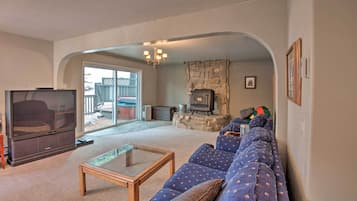 TV, fireplace, DVD player, table football