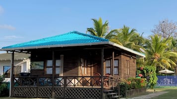 Mặt tiền nơi lưu trú