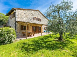 Exterior - Wonderful private villa for 6 guests with WIFI, private pool, TV and terrace (Casole D'elsa)