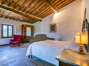 4 Schlafzimmer, Reisekinderbett, kostenloses WLAN