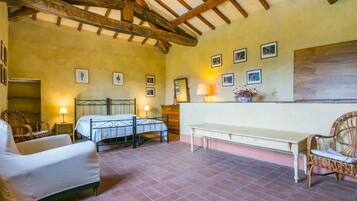 4 camere, Wi-Fi gratuito