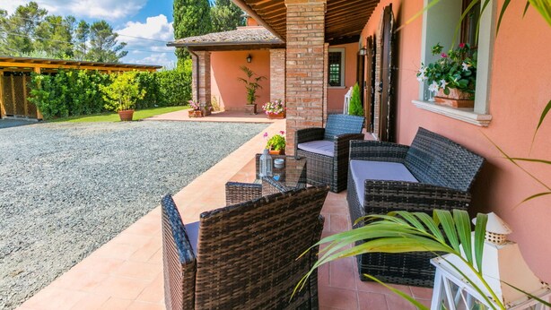 شرفة/رواق