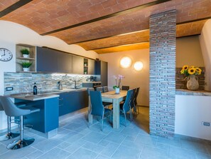 Oven, dishwasher, freezer - Stunning private villa for 8 guests with private pool, A/C, WIFI, TV and terrace (San Miniato)