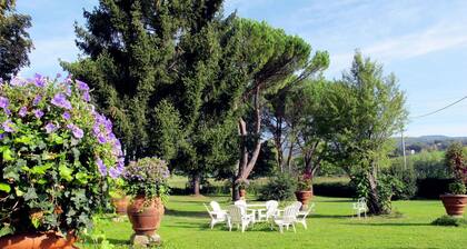 Maison de vacances privée avec piscine privée, WIFI, TV, patio, animaux admis, vue panoramique