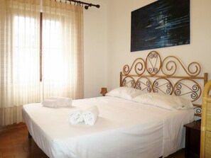 4 dormitorios, cuna de viaje, wifi y ropa de cama