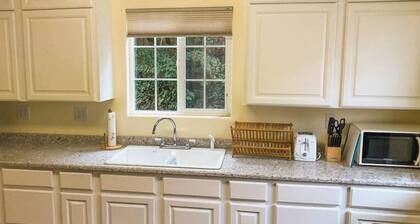 Captivating Sunlight Cottage