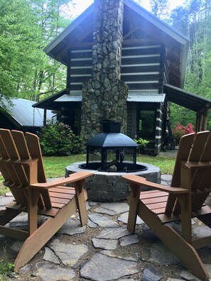 Property grounds - Tranquil Elegance, Secluded & Romantic-Luxury Retreat by Beautiful Creek (FERGUSON)