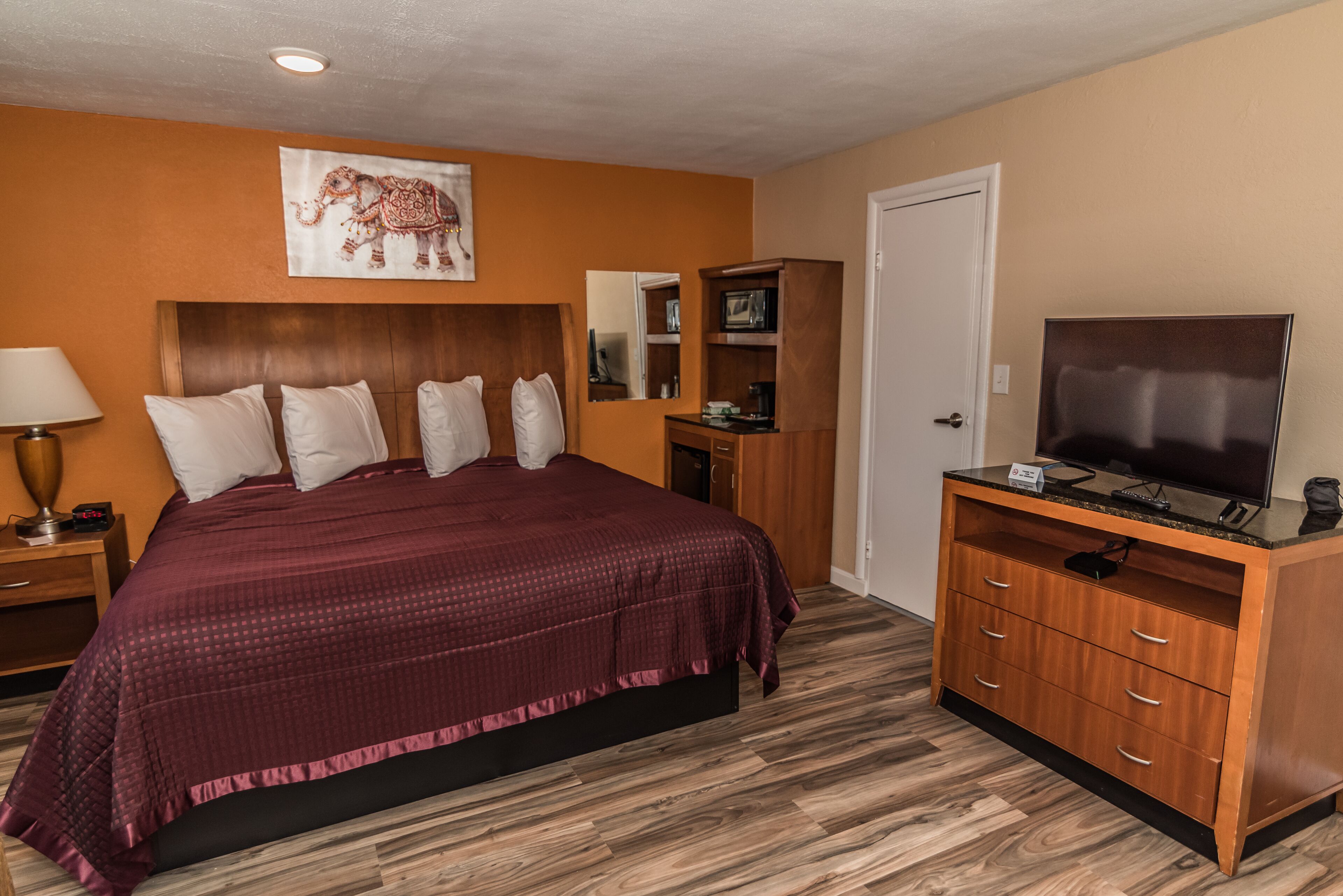 ملاءات للفراش لا تسبب الحساسية وألحفة محشوة بالريش