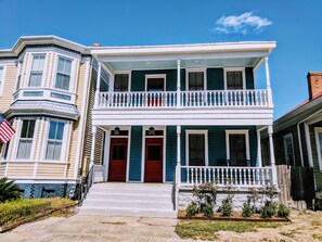 Exterior - Entire Duplex in Starland District (Savannah)