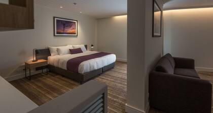 Porter's Plainland Hotel