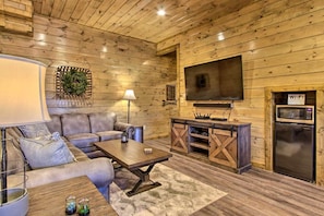 Smart-TV, Kamin, Videospiele