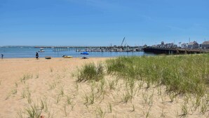 Beach nearby - Gorgeous Patio and Deck w/ Central AC! (Provincetown)