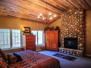 4 chambres, bureau, lit parapluie, Wi-Fi gratuit