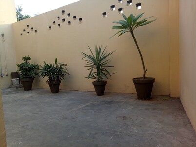 Furnished Rooms near Lahore Airport