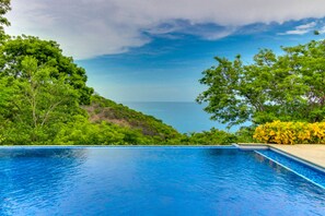 Pool - Wonderful ocean view resort villa BBQ area, shared pool and beach access (Playa Ocotal)