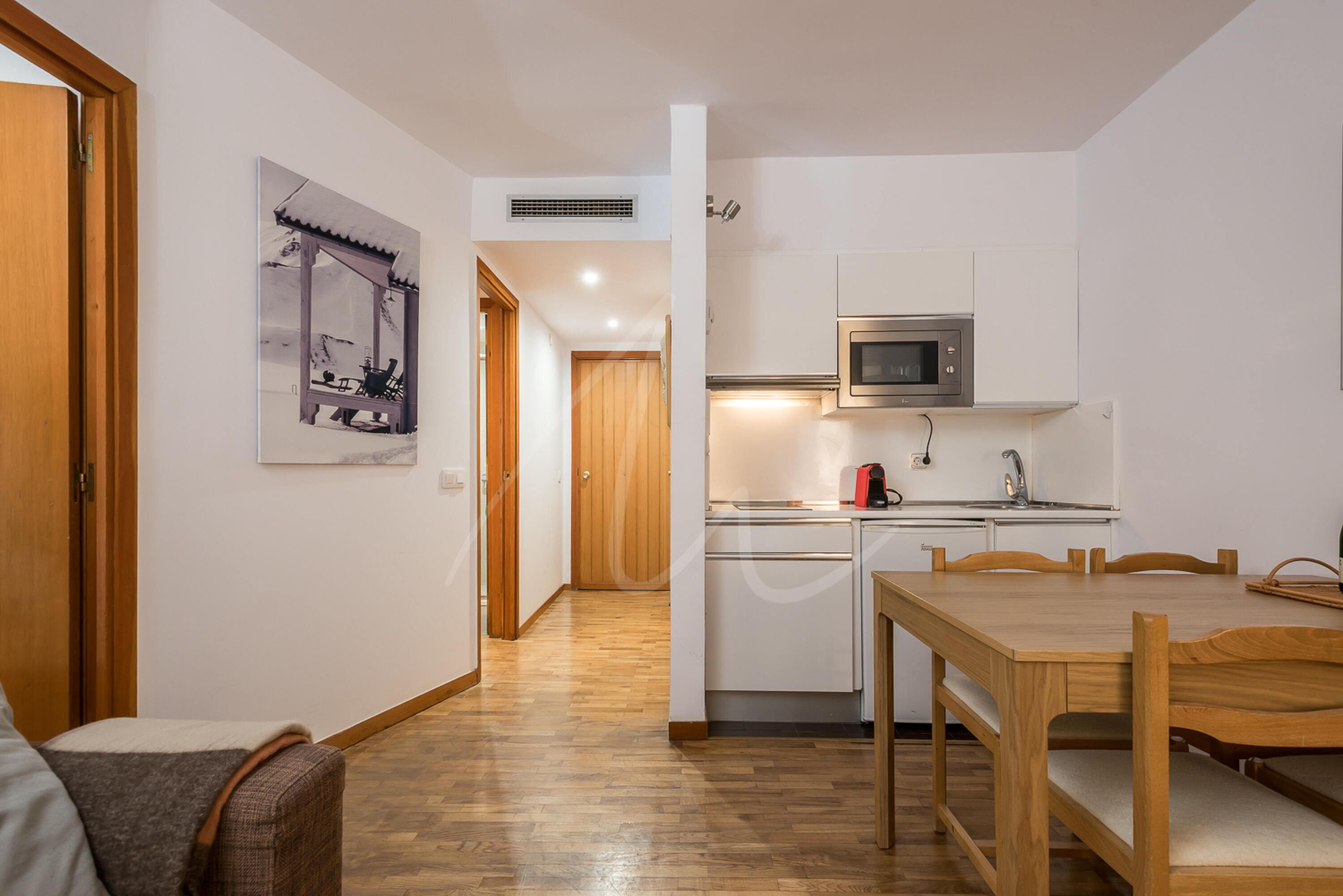 Fridge, microwave, coffee/tea maker, toaster