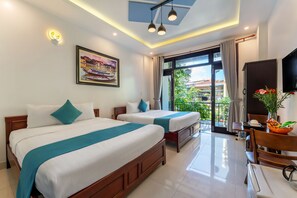 家庭四人房 | 露台/庭院