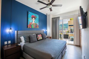 1 slaapkamer, een strijkplank/strijkijzer, internet, beddengoed