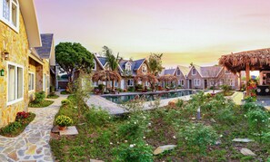 Front of property - Ninh Binh Sona Resort (Ninh Binh)