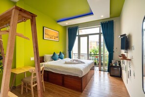Minibar, desk, iron/ironing board, free WiFi - Homestay An Bang Sea Adventure (Da Nang)